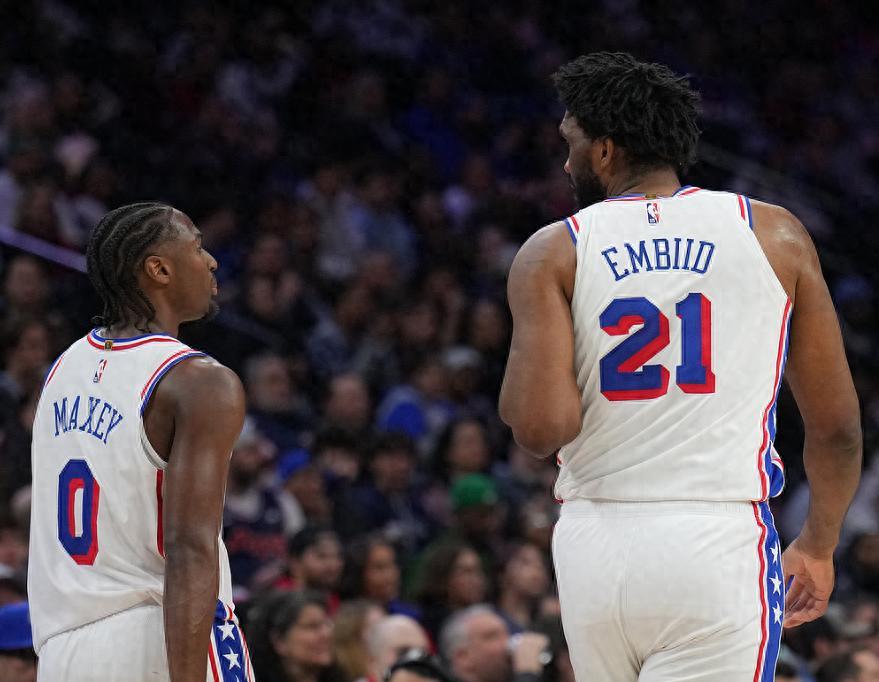 HTH Sports-包含费城76人训练开放日；赛前队长鼓劲引欢呼；欧联在即；团队化学反应显著的词条-HTH Sports