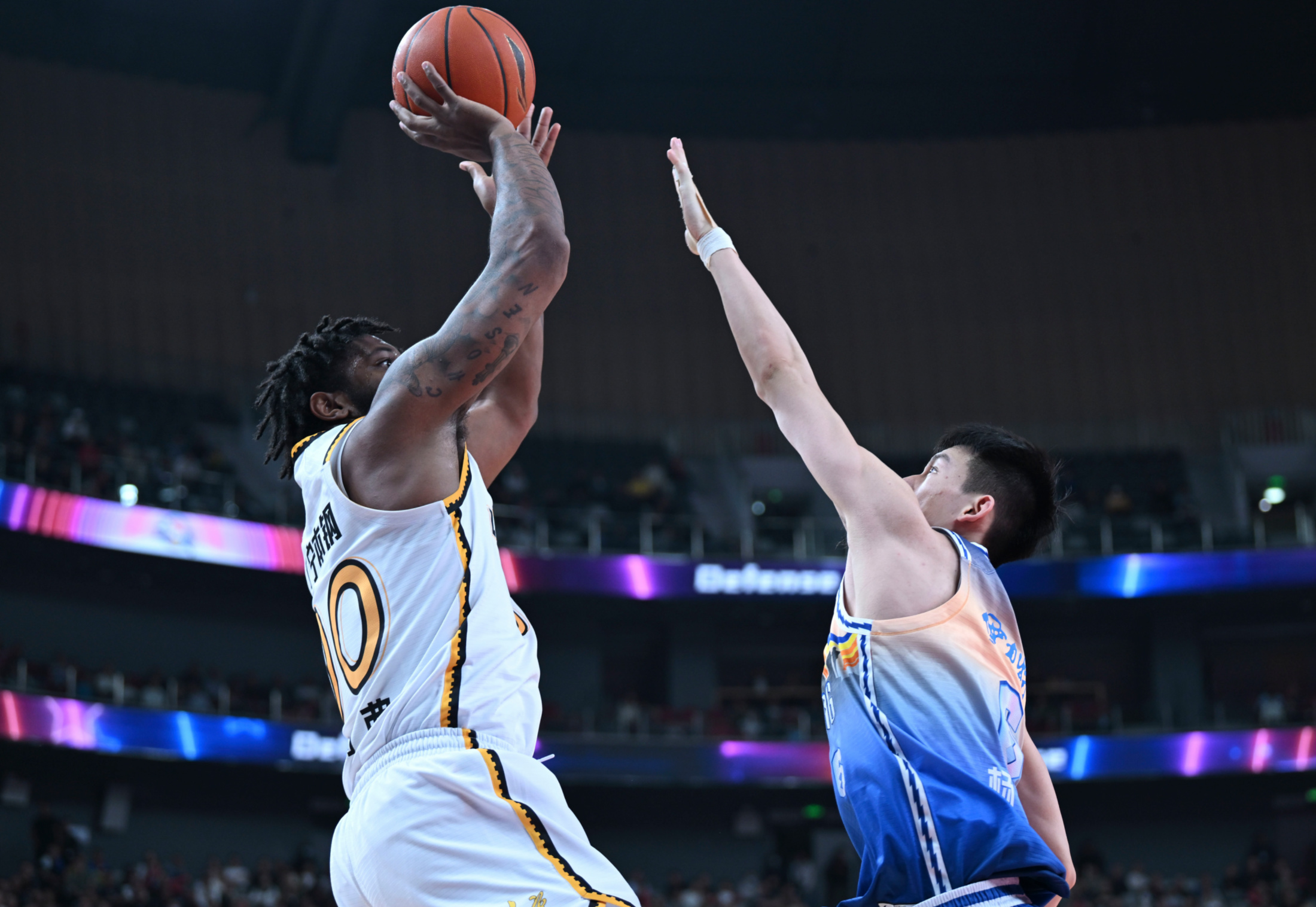 CBA常规赛赛后再迎强敌，菲尼克斯太阳造点机会，主帅态度——引发热议，临场指挥获称赞的简单介绍